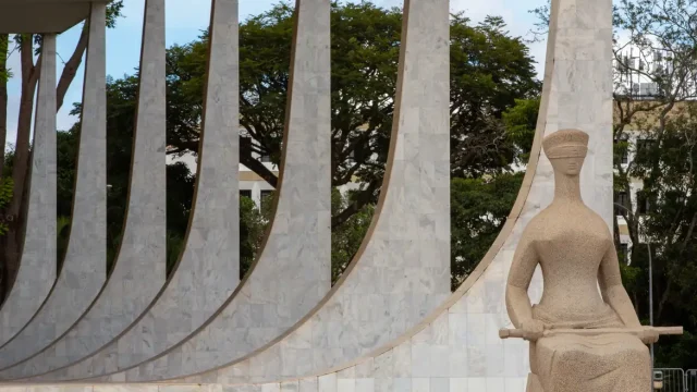 STF suspende julgamento de recurso para garantir revisão da vida toda